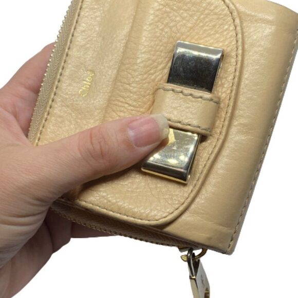 Chloe Beige Leather Small Designer Wallet w/ Box, Dust Bag & Authenticity Card - Picture 14 of 14